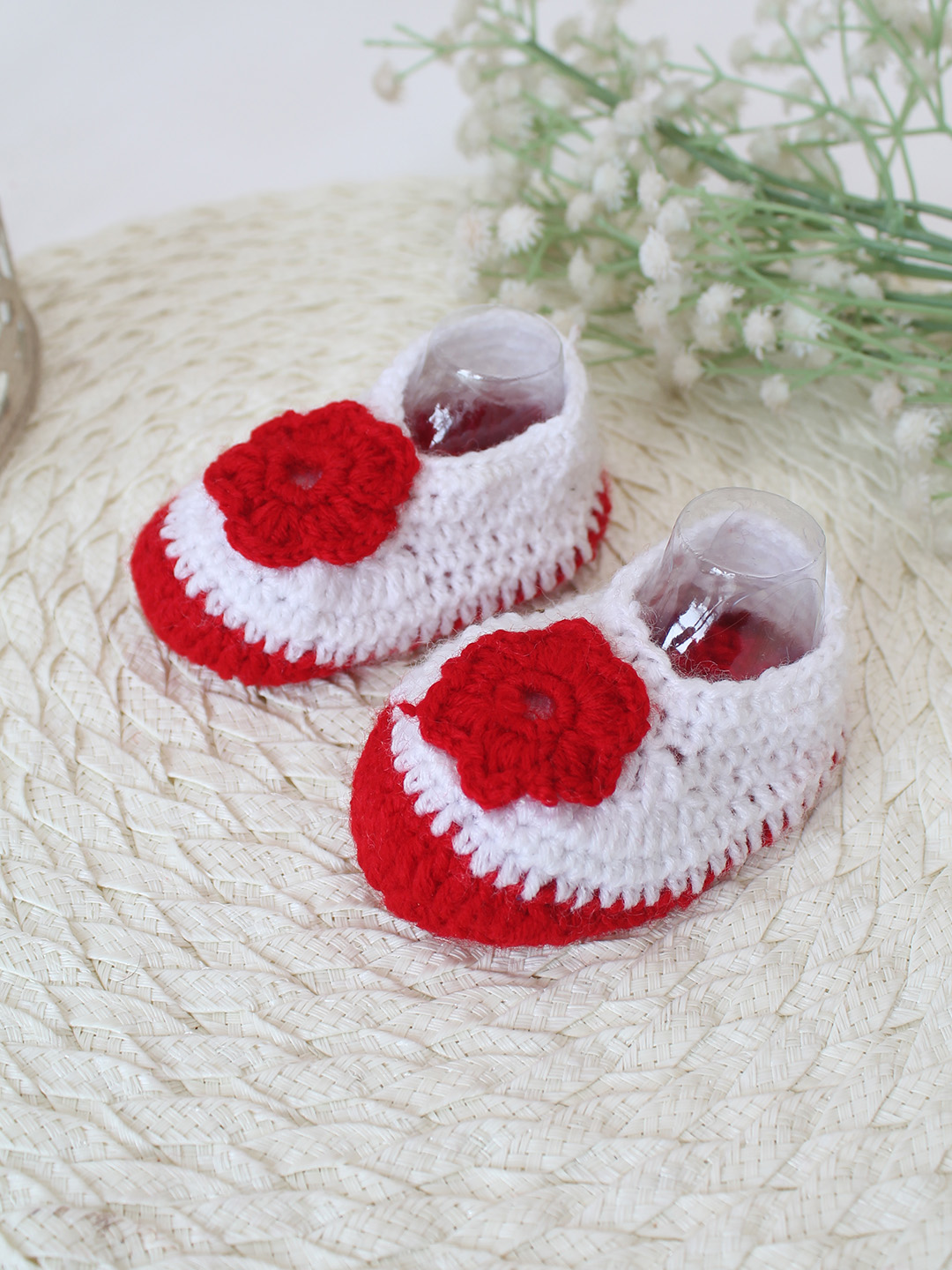 Woonie Crochet Handmade Floral Booties - White