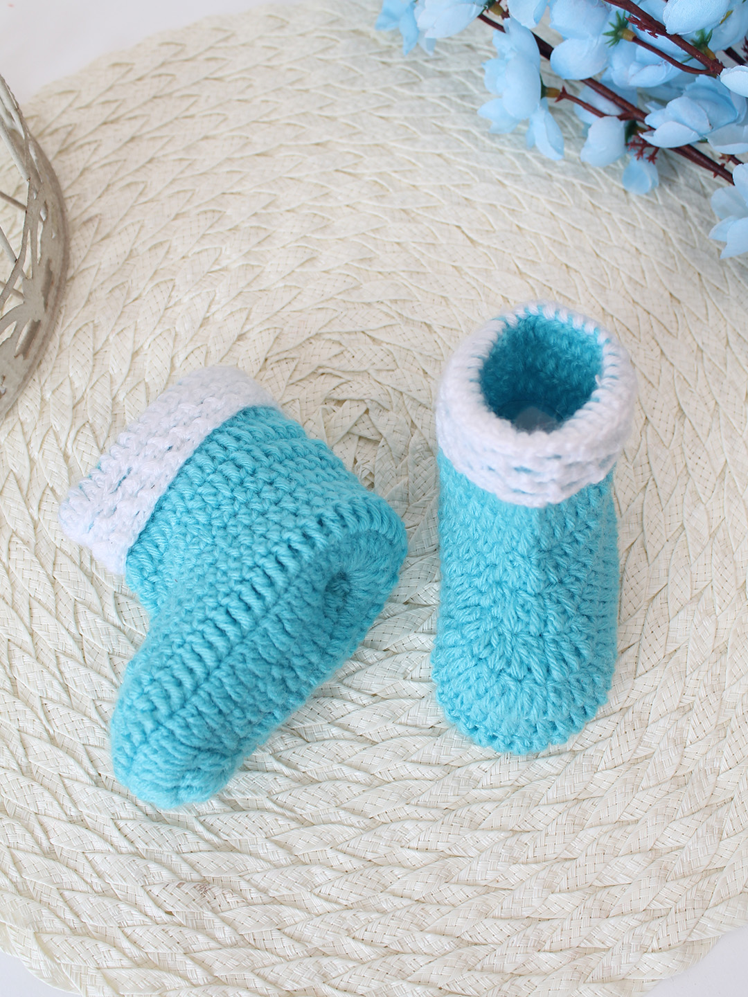 Woonie Crochet Handmade Bow Booties - Blue