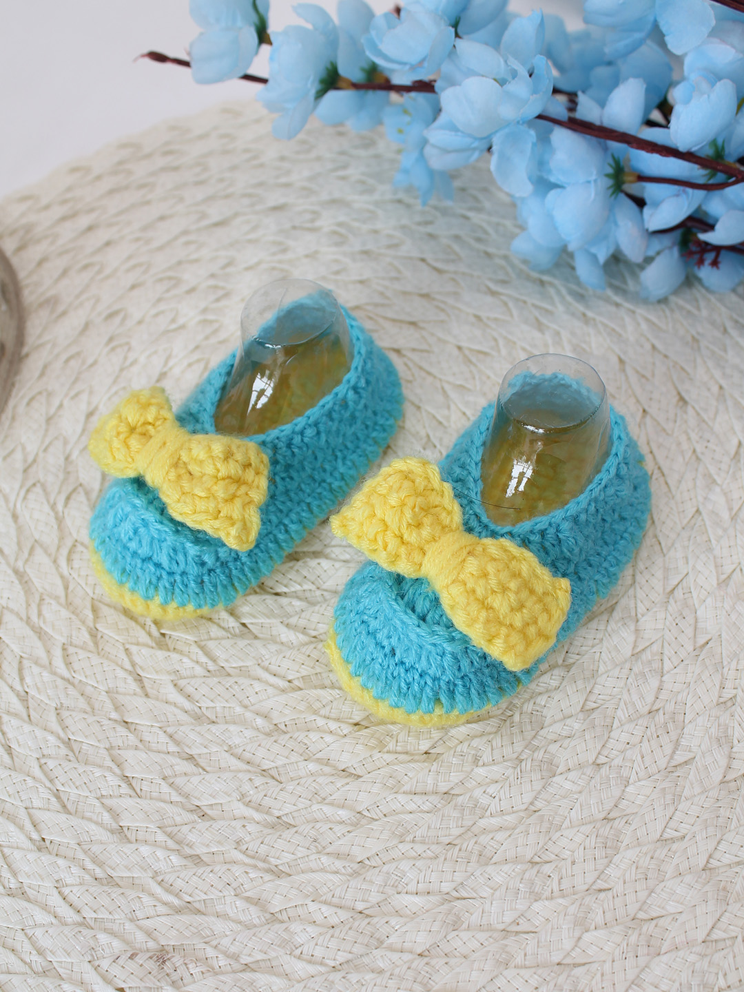 Woonie Crochet Handmade Bow Booties - Light Blue