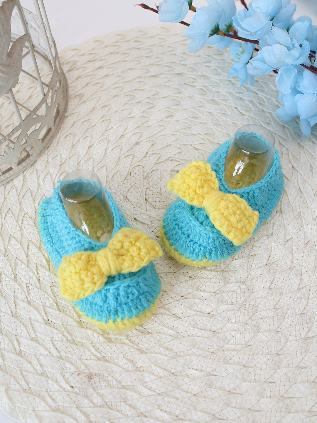 Woonie Crochet Handmade Bow Booties - Light Blue