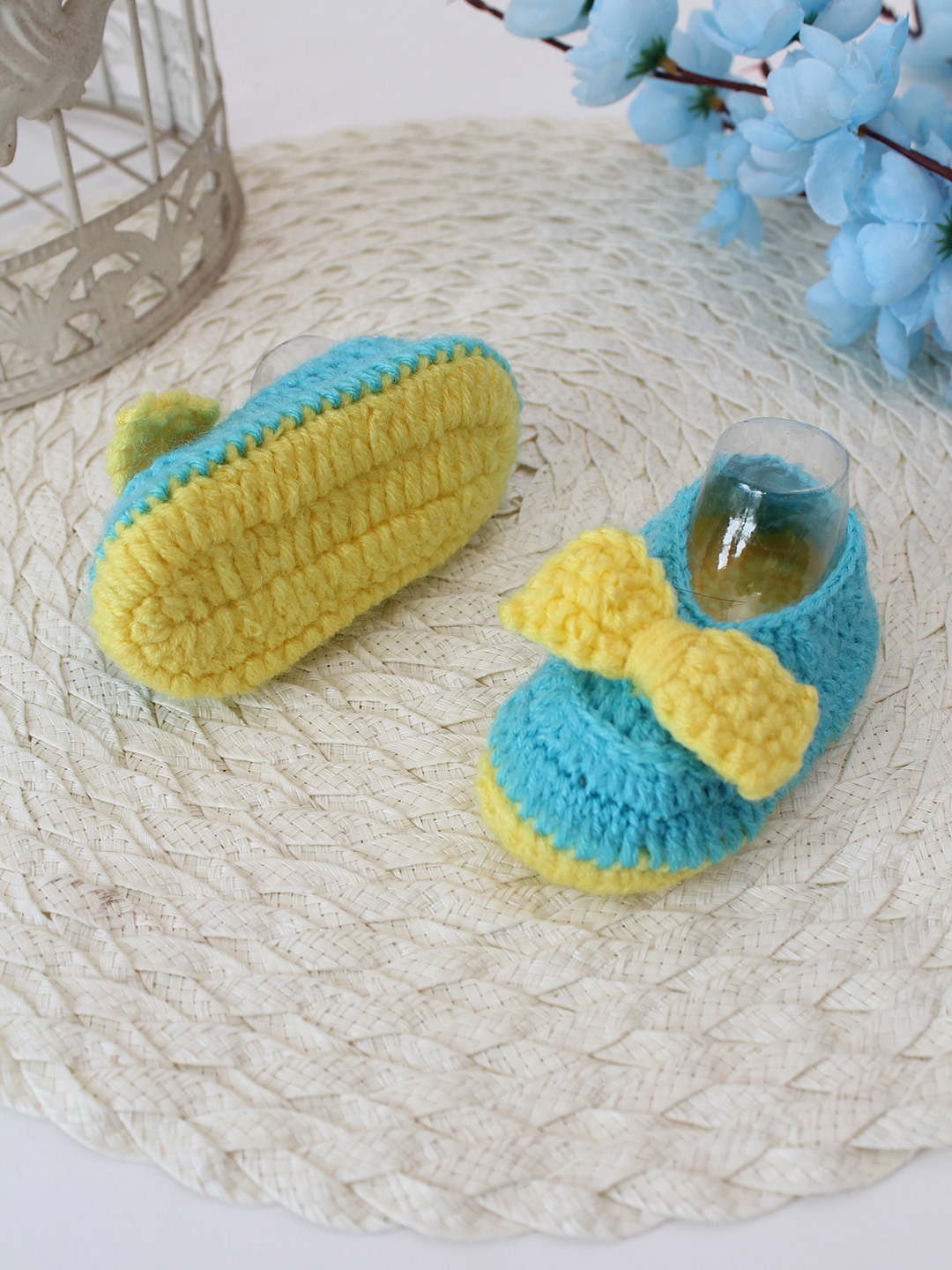 Woonie Crochet Handmade Bow Booties - Light Blue