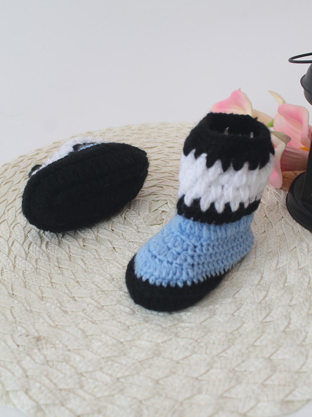 Woonie Crochet Handmade Boots - Blue