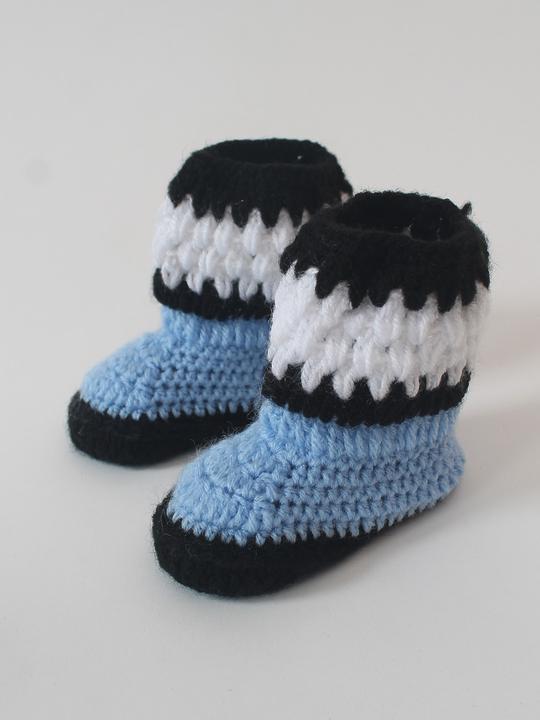 Woonie Crochet Handmade Boots - Blue