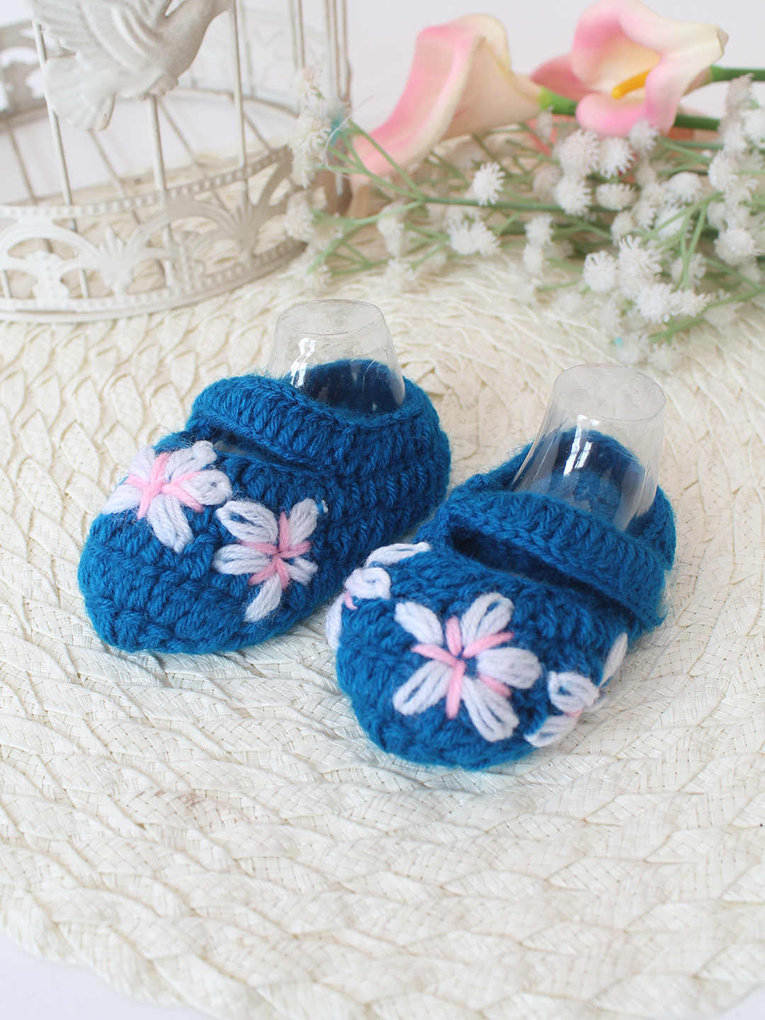 Woonie Crochet Handmade Embroidered Booties - Blue