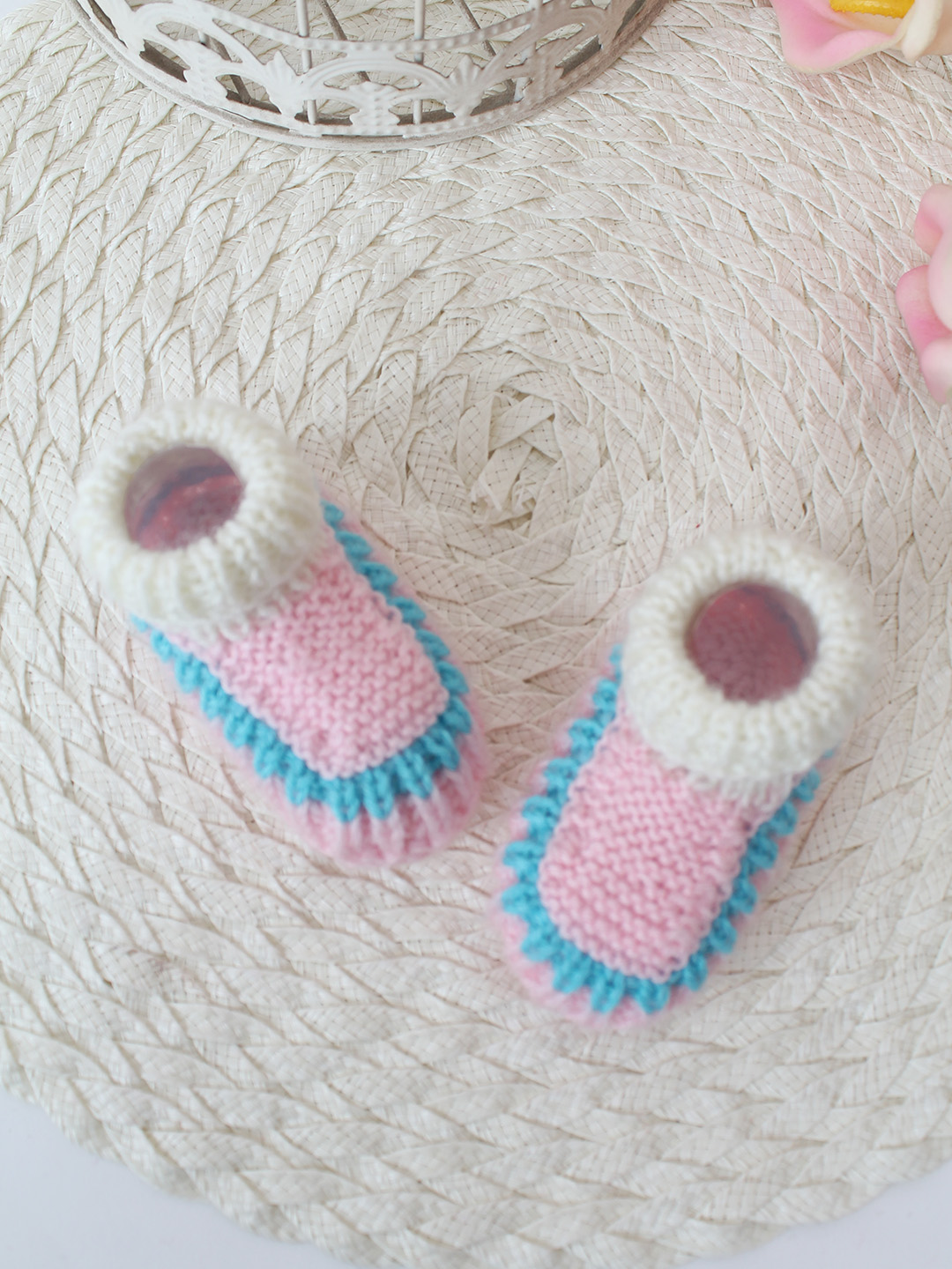 Woonie Handknitted Booties - Pink