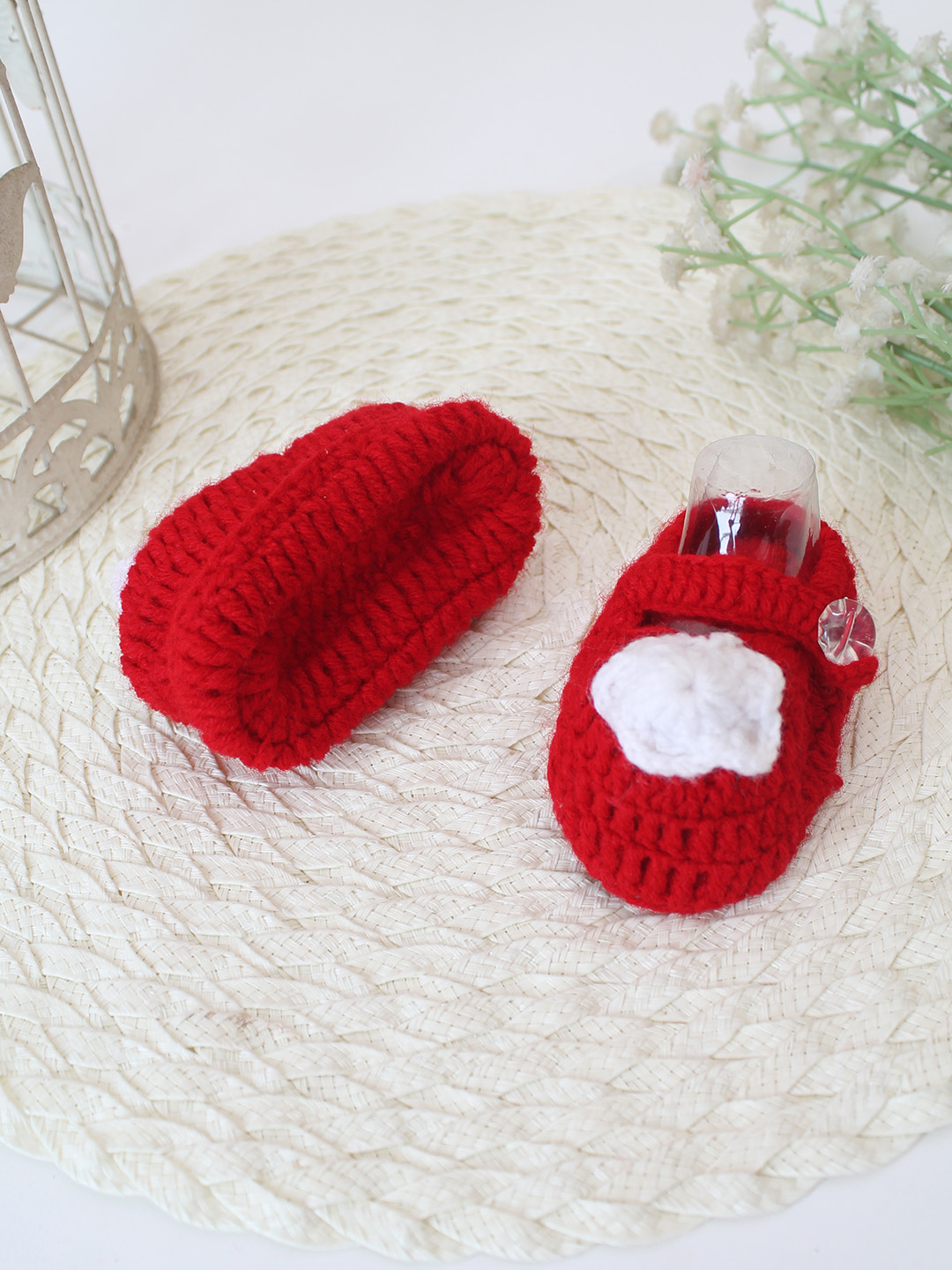 Woonie Crochet Handmade Floral Booties - Red