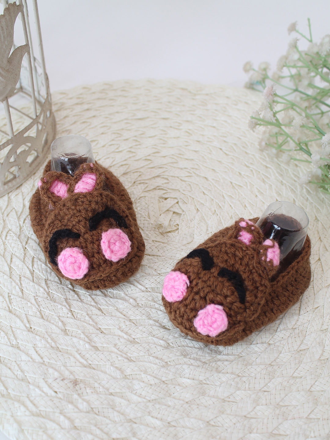 Woonie Crochet Handmade Pig Booties - Brown
