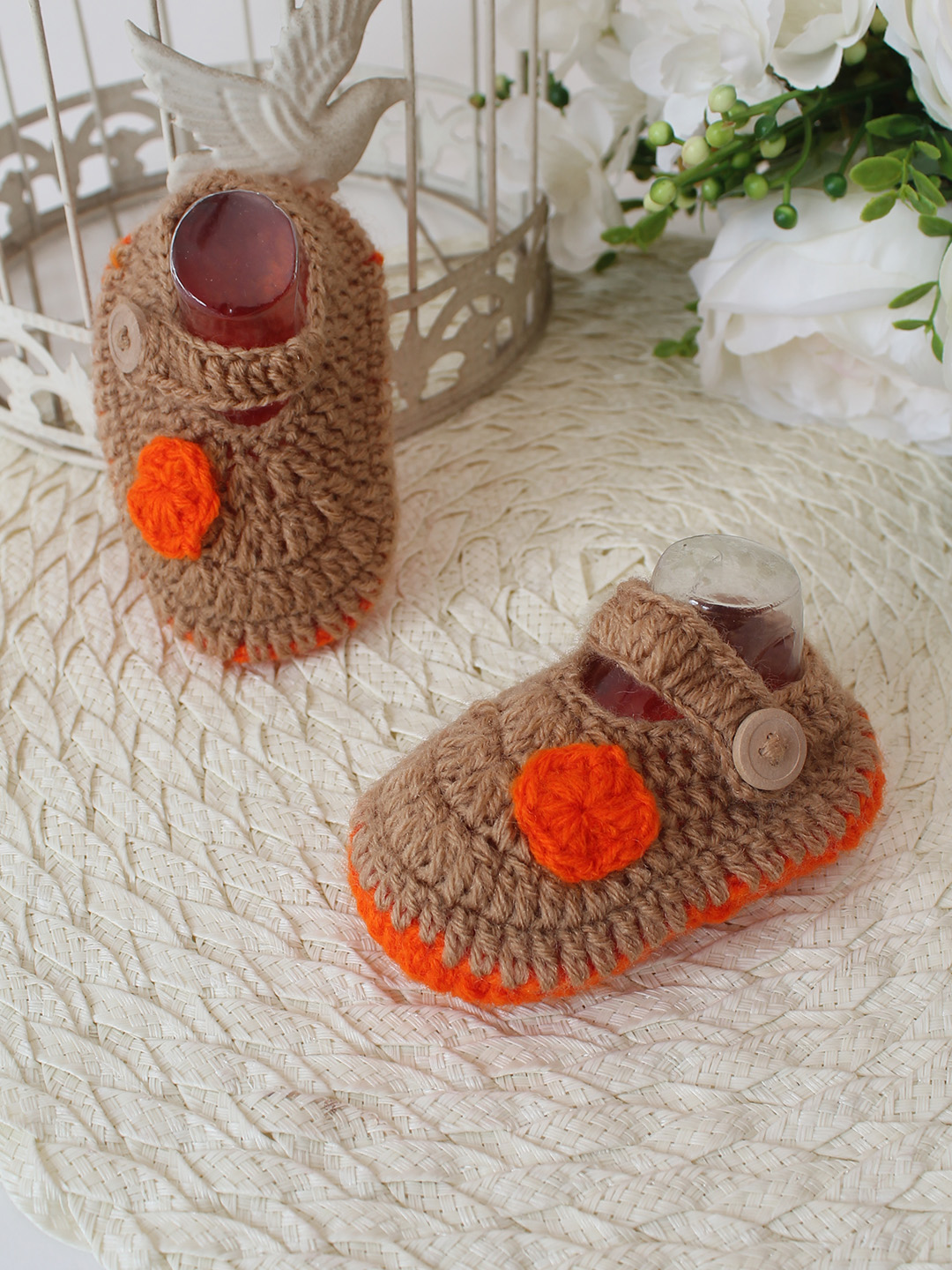Woonie Crochet Handmade Polka Dot Booties - Beige