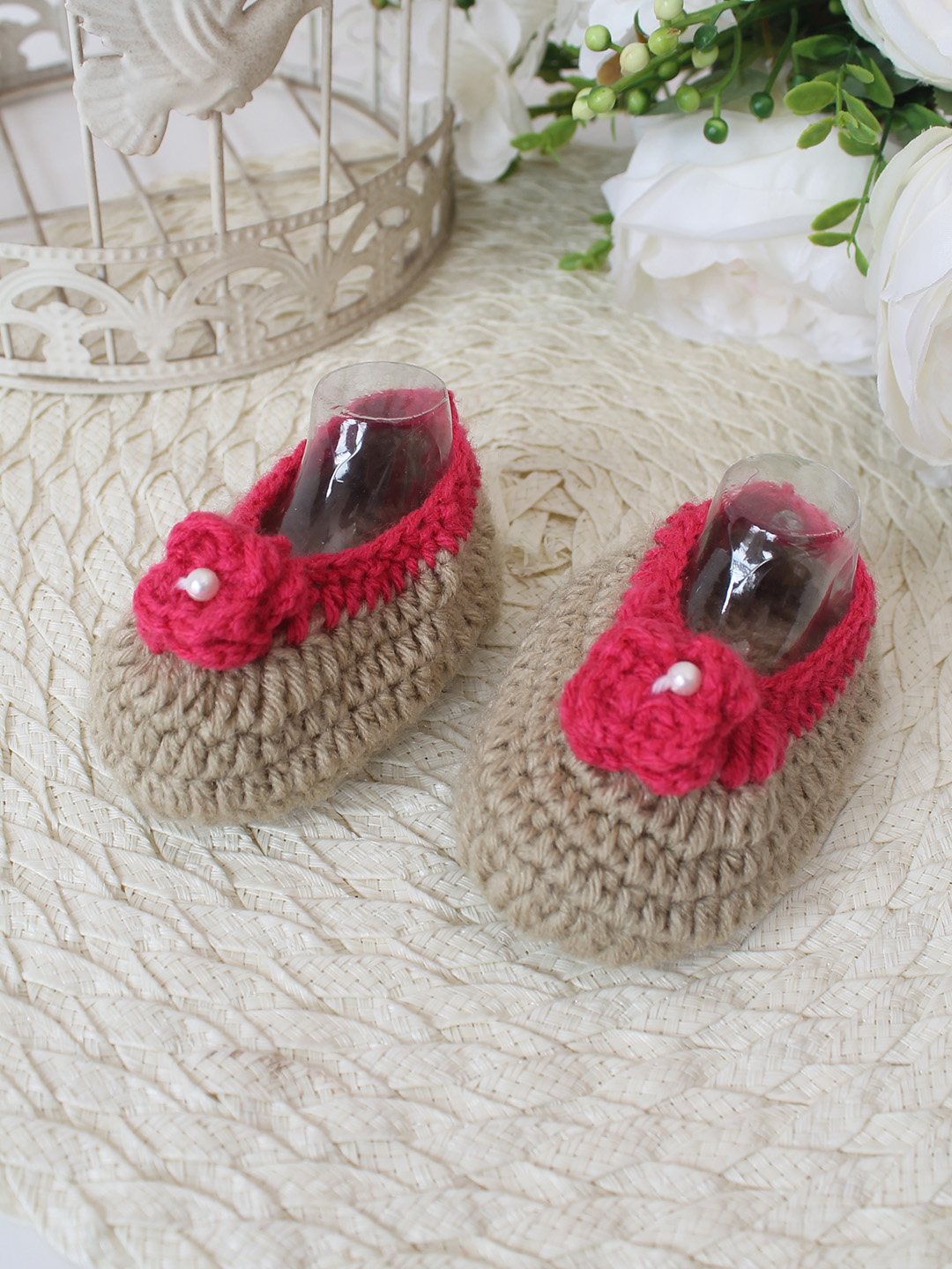 Woonie Crochet Handmade Floral Booties - Beige