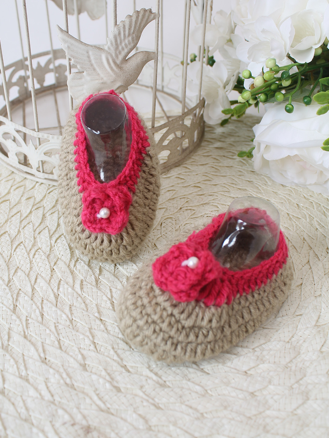Woonie Crochet Handmade Floral Booties - Beige