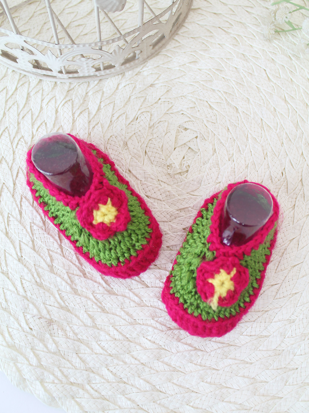Woonie Crochet Handmade Floral Booties - Green