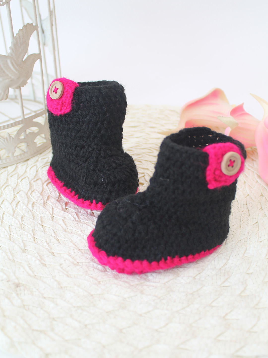 Woonie Crochet Handmade Boots - Black