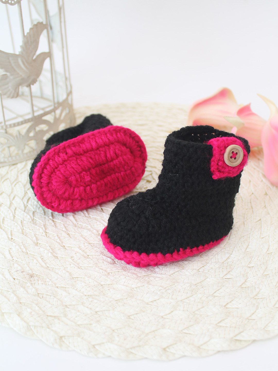 Woonie Crochet Handmade Boots - Black