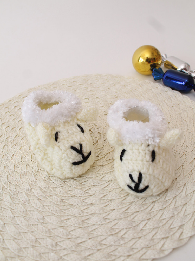 Image of Woonie Crochet Sheep Design Baby Booties - Cream