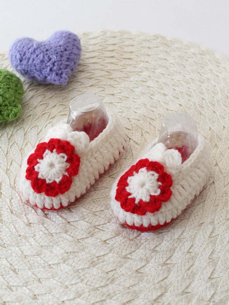 Image of Woonie Handmade Floral Booties - White