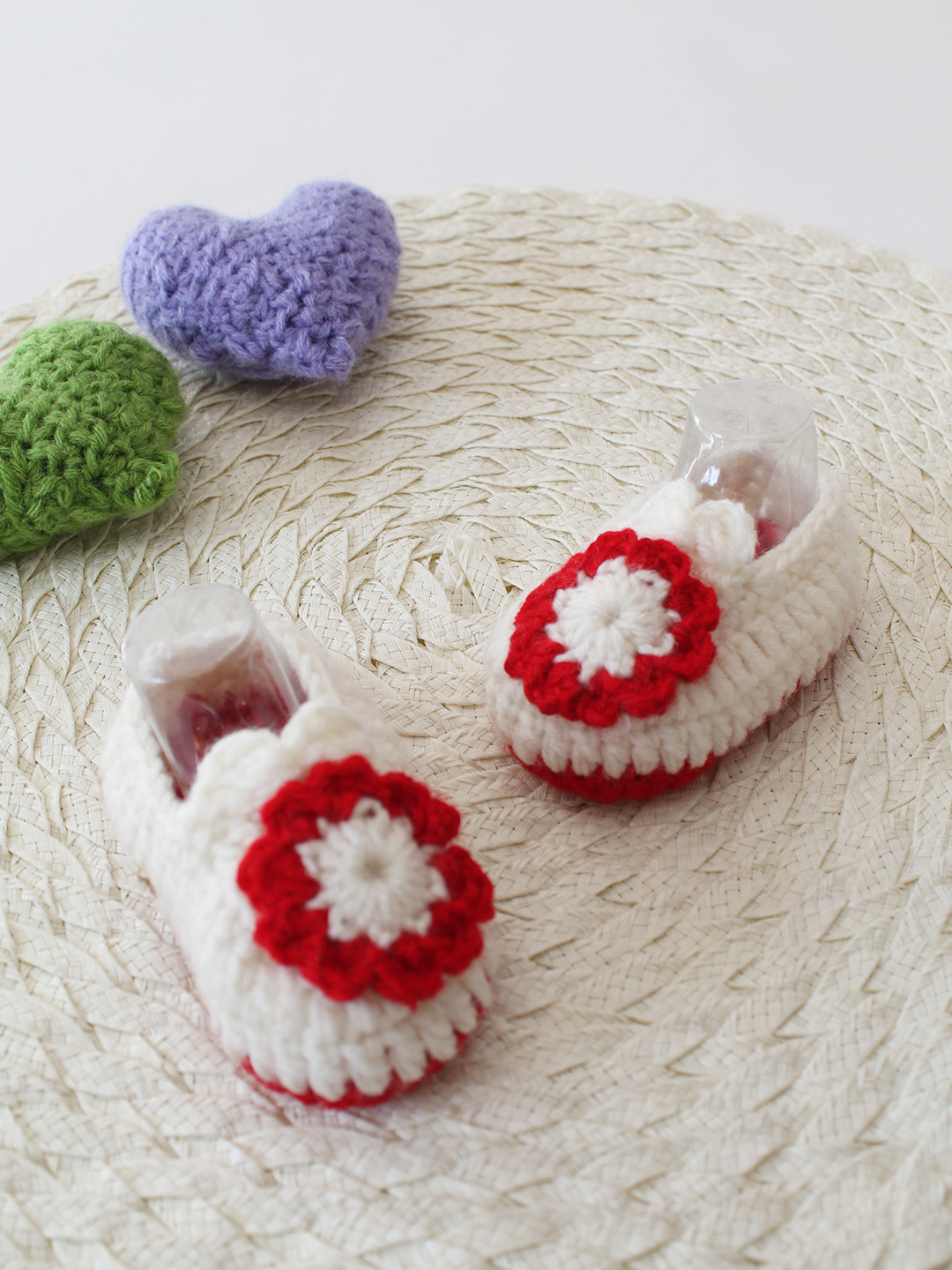 Woonie Handmade Floral Booties - White