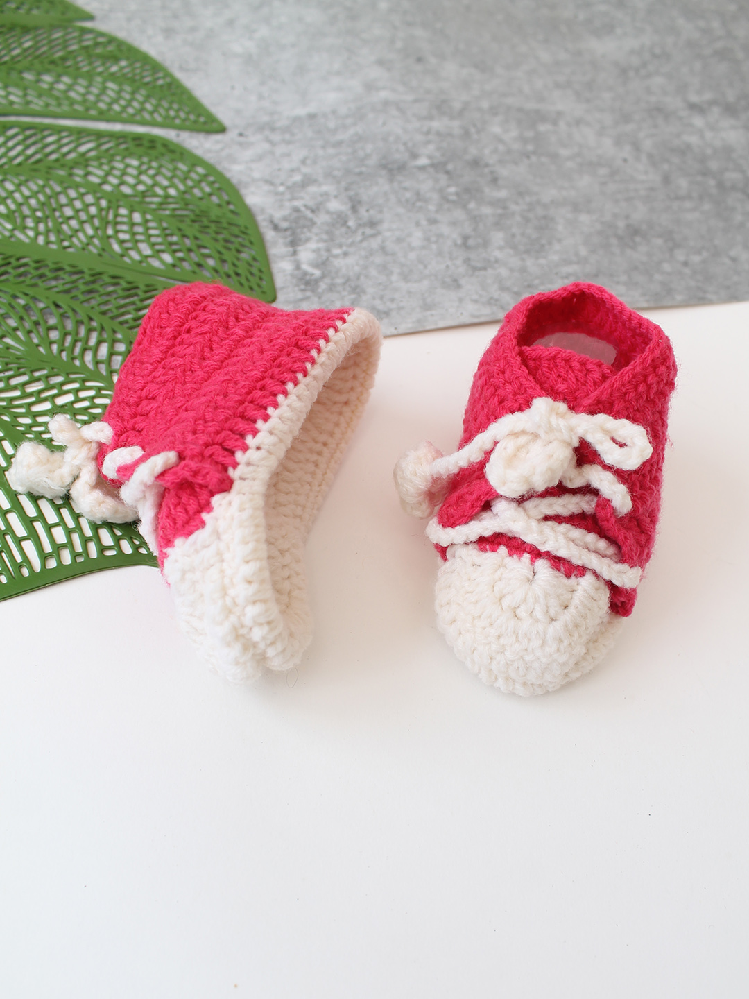 Woonie Handmade Self Design Booties - Cream