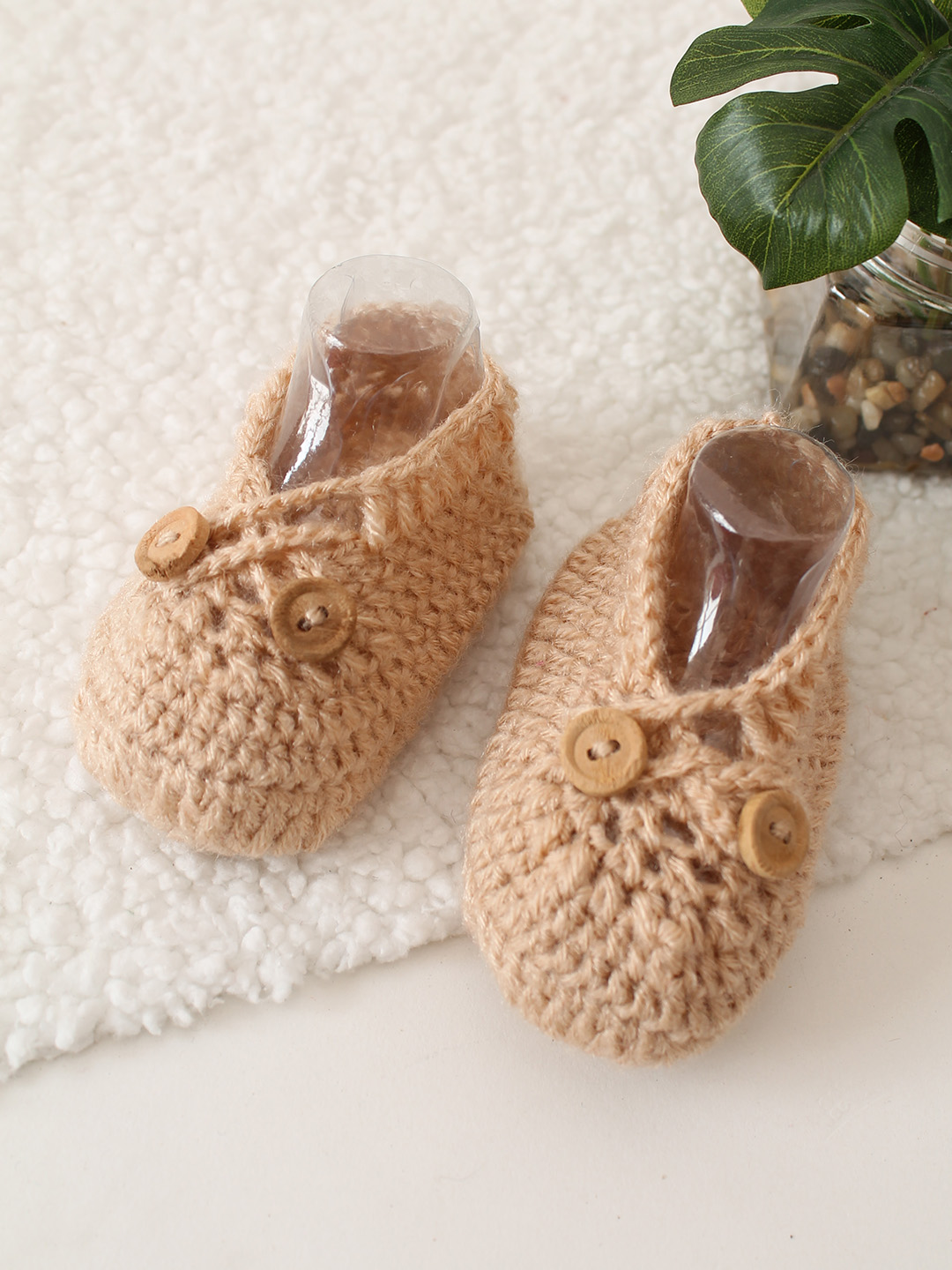 Woonie Handmade Baby Booties - Beige