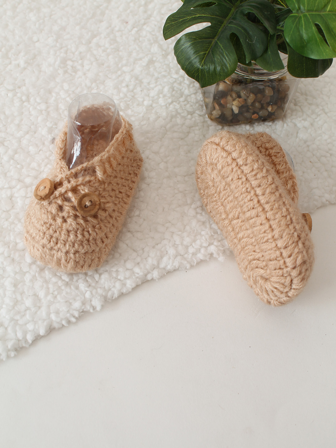 Woonie Handmade Baby Booties - Beige