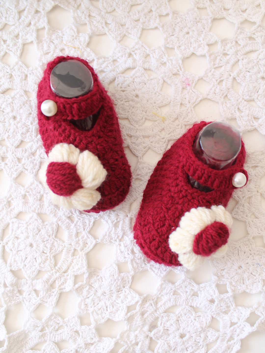 Woonie Handmade Crochet Floral Booties - Maroon