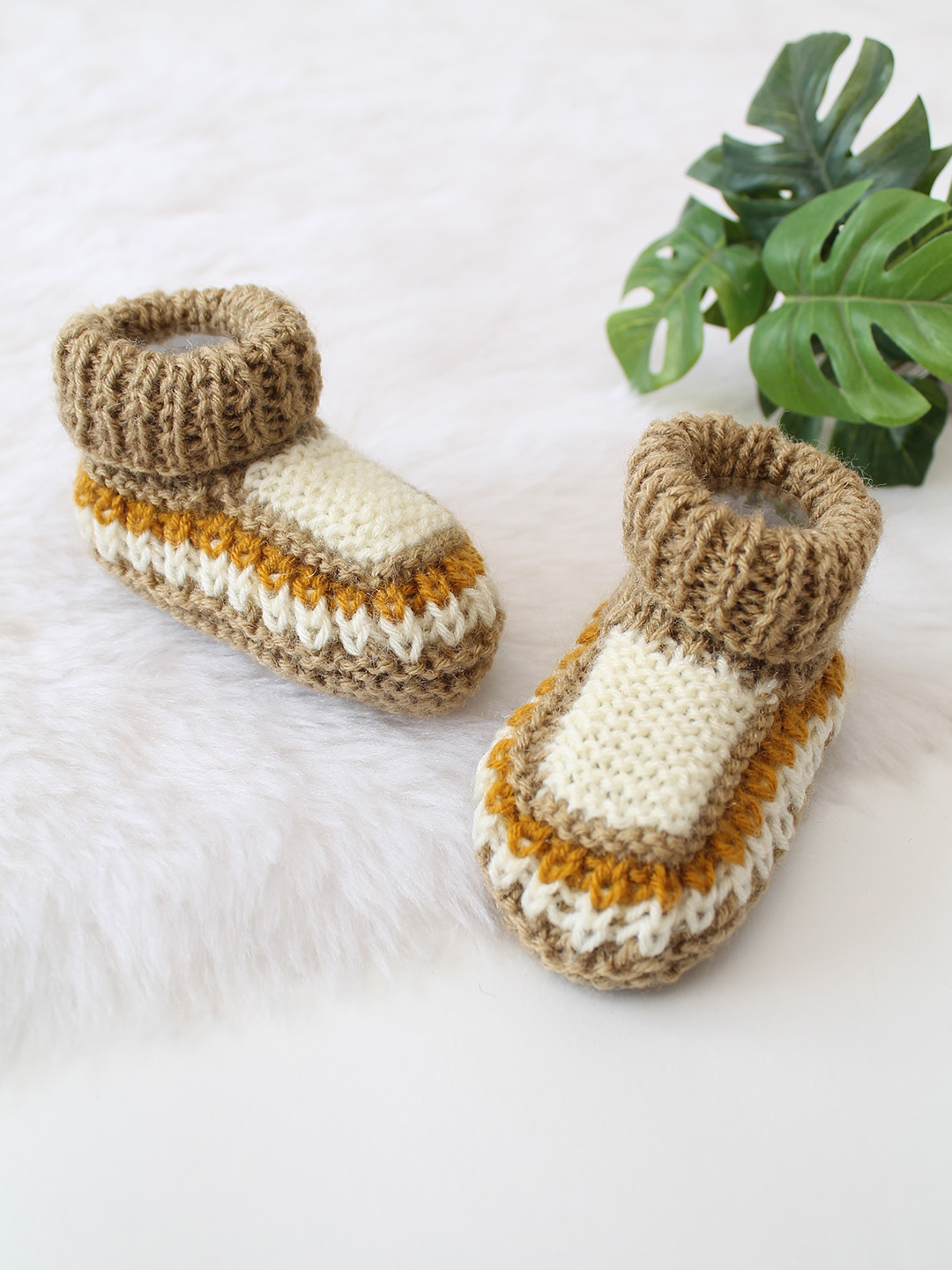 Woonie Handmade Self Design Booties - Multicolor