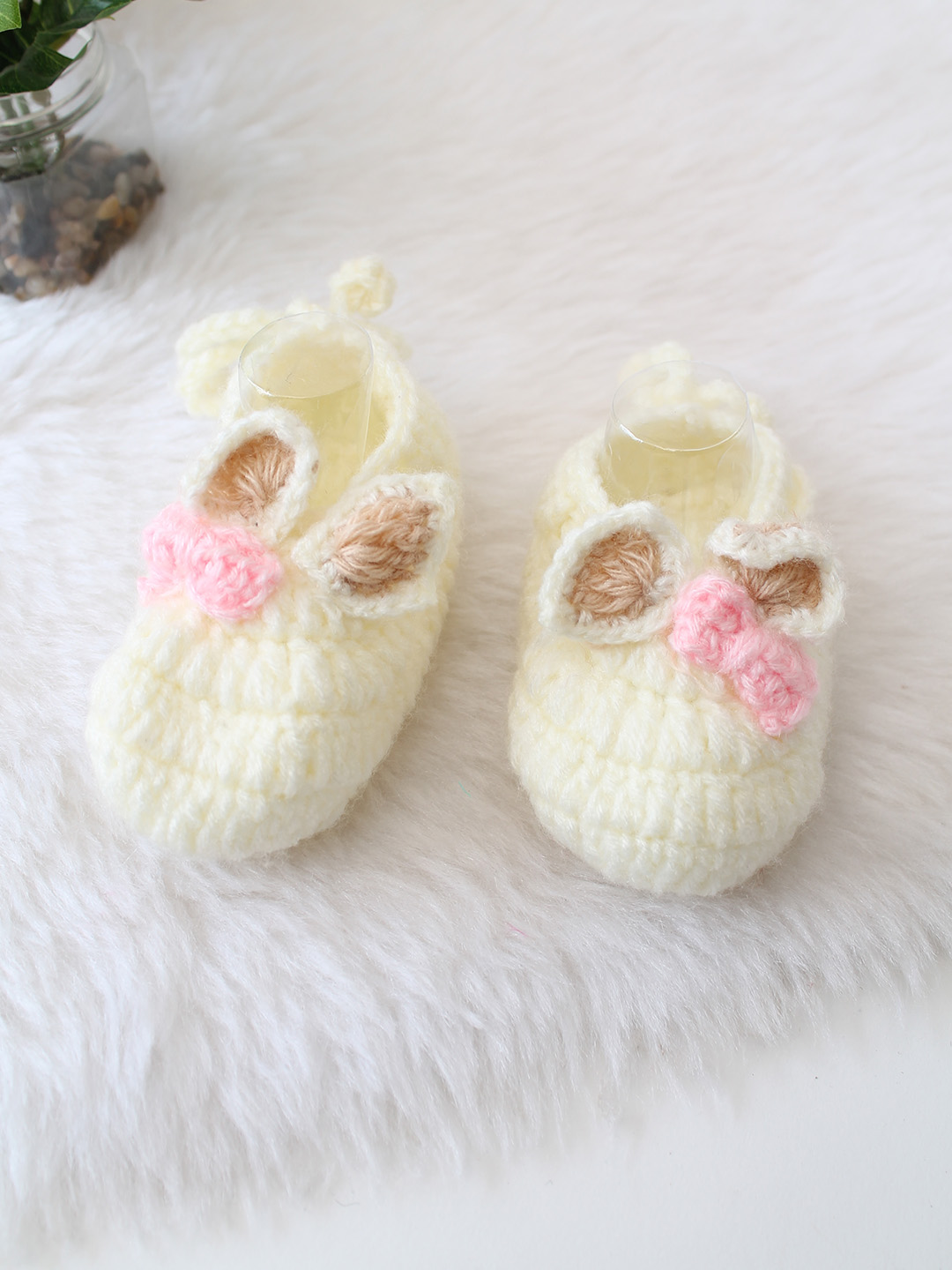 Woonie Handmade Floral Booties - Cream
