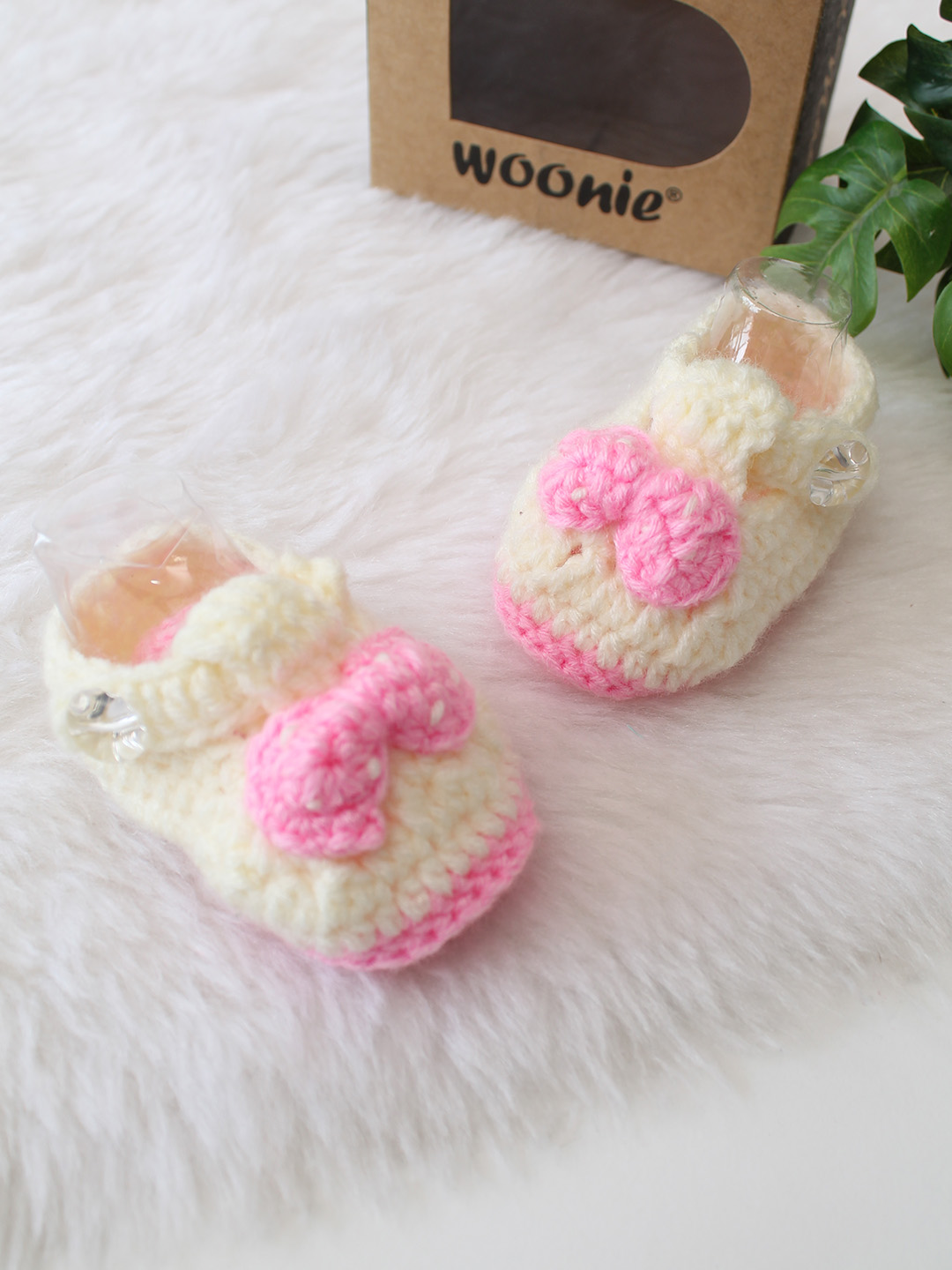 Woonie Handmade Bow Detailed Booties - Cream