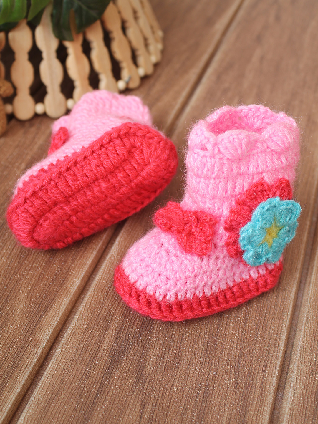 Woonie Handmade Applique Booties - Pink