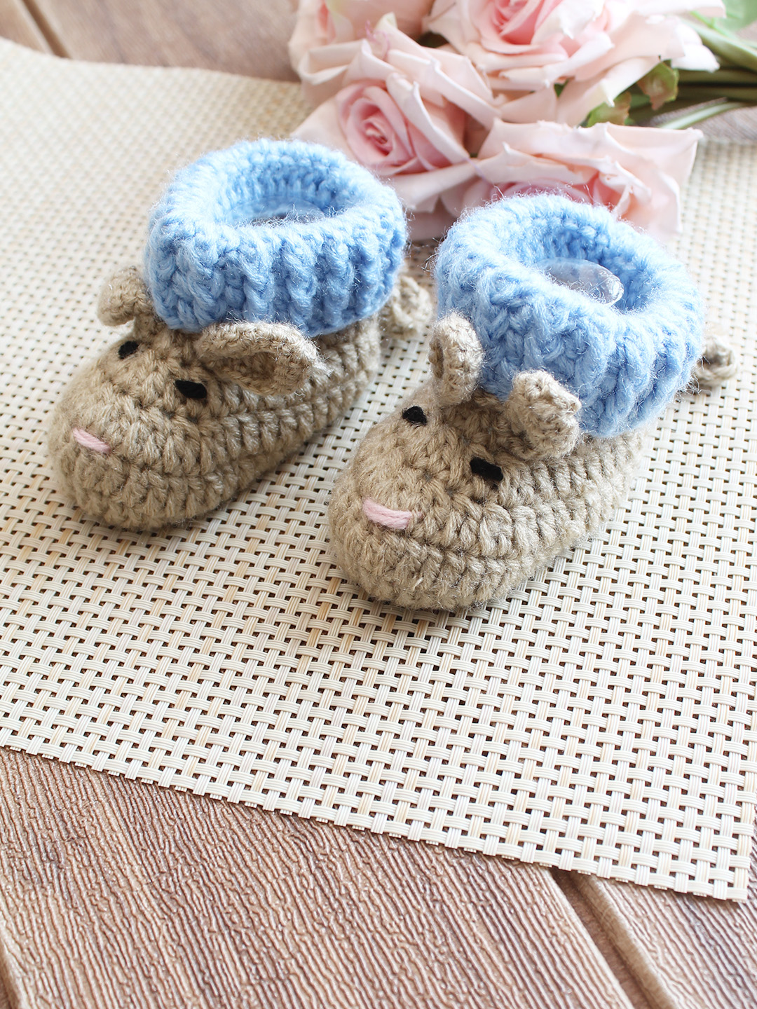 Woonie Rabbit Design Booties - Beige