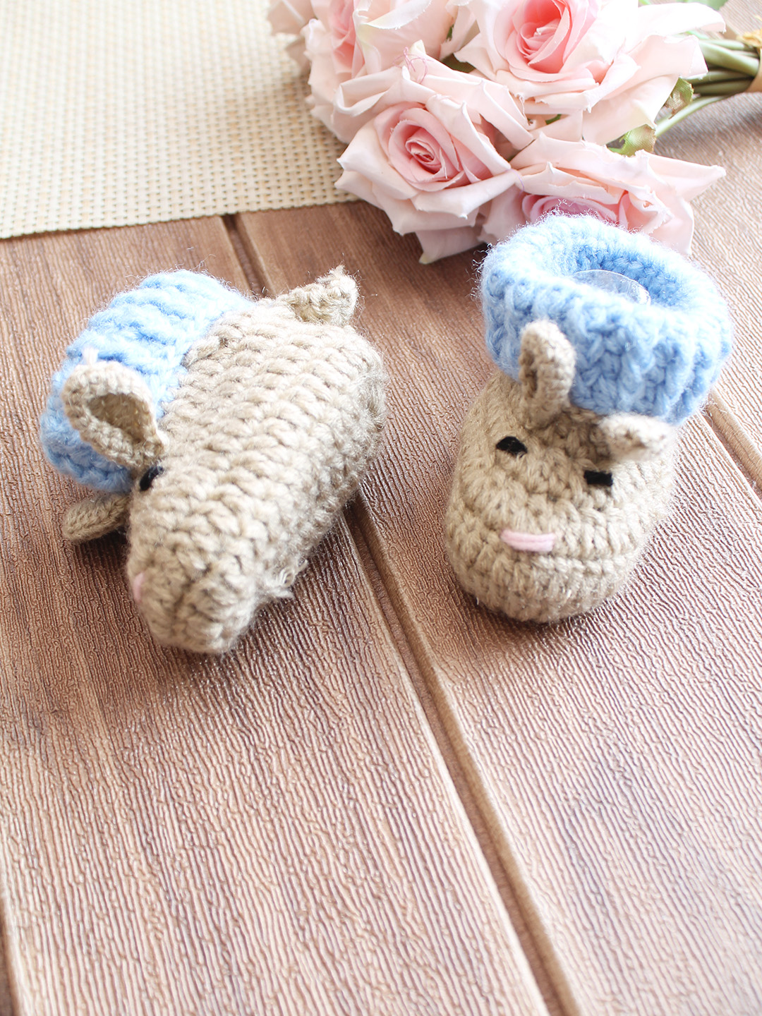 Woonie Rabbit Design Booties - Beige