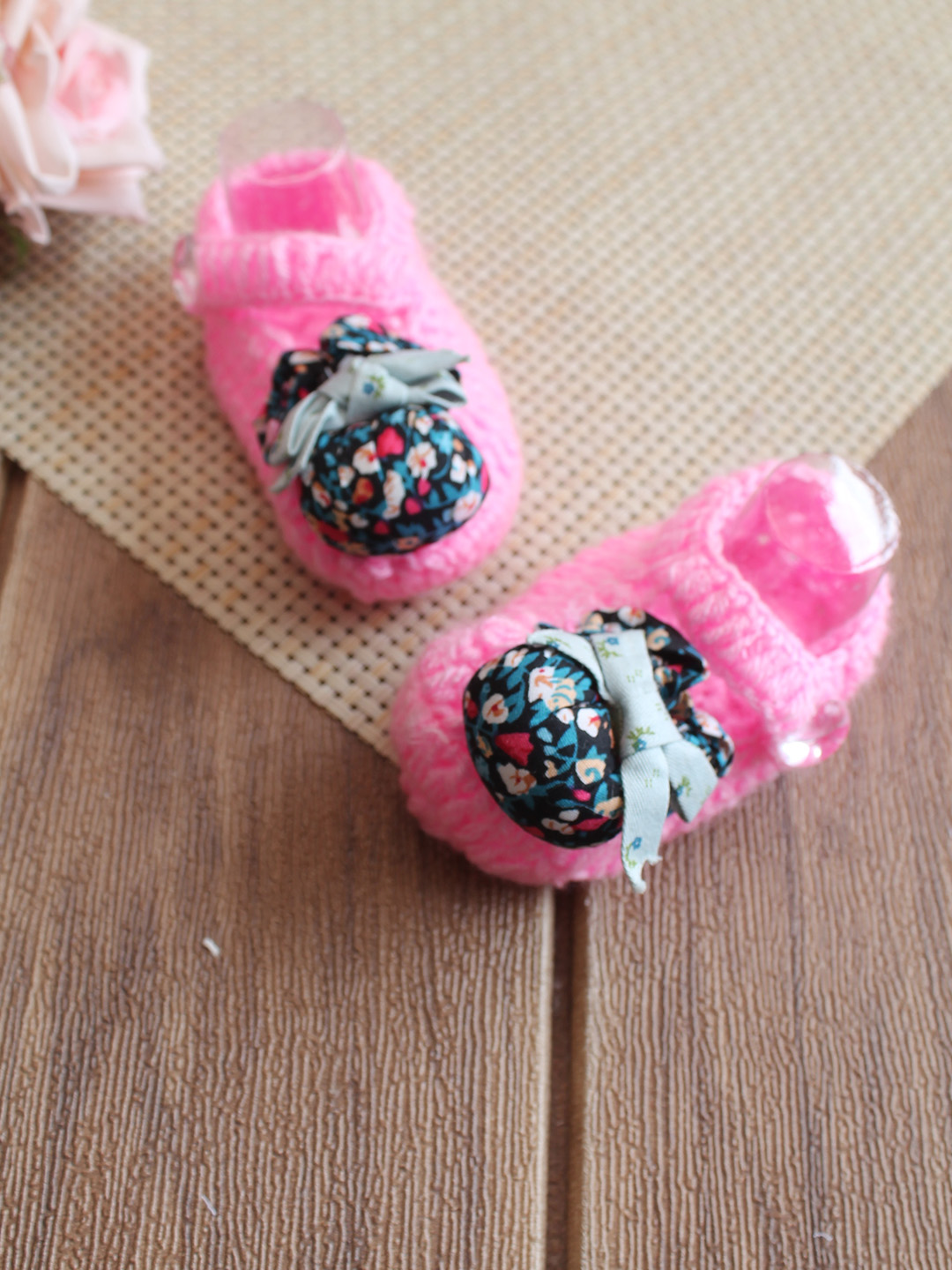 Woonie Bow Detailed Booties - Pink