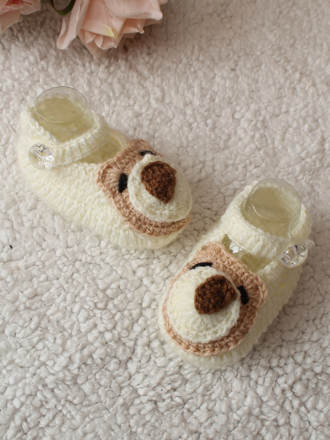 Woonie Bear Designed Handmade Booties - Cream