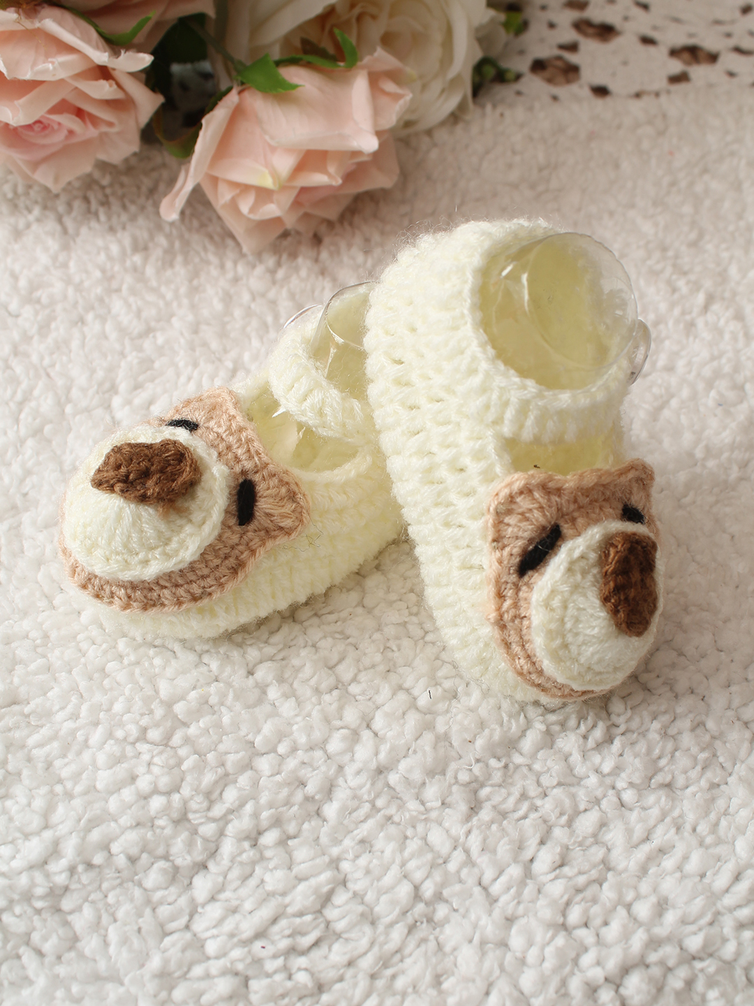 Woonie Bear Designed Handmade Booties - Cream
