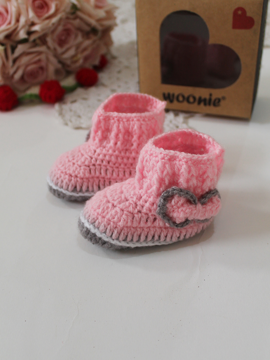 Woonie Handmade Crochet Bow Applique Detailed Booties - Pink