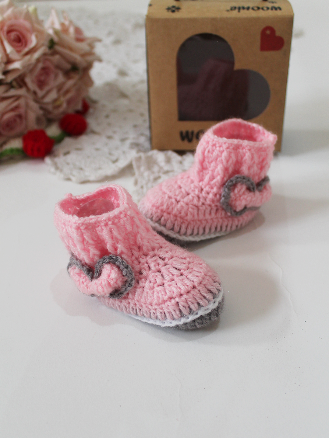 Woonie Handmade Crochet Bow Applique Detailed Booties - Pink