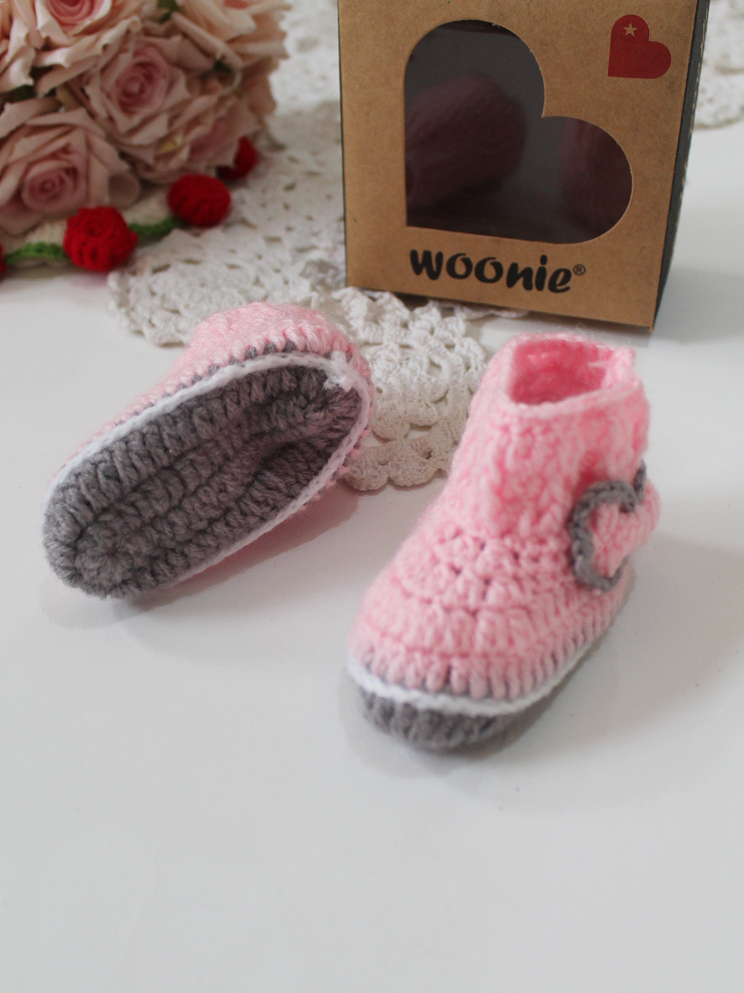Woonie Handmade Crochet Bow Applique Detailed Booties - Pink