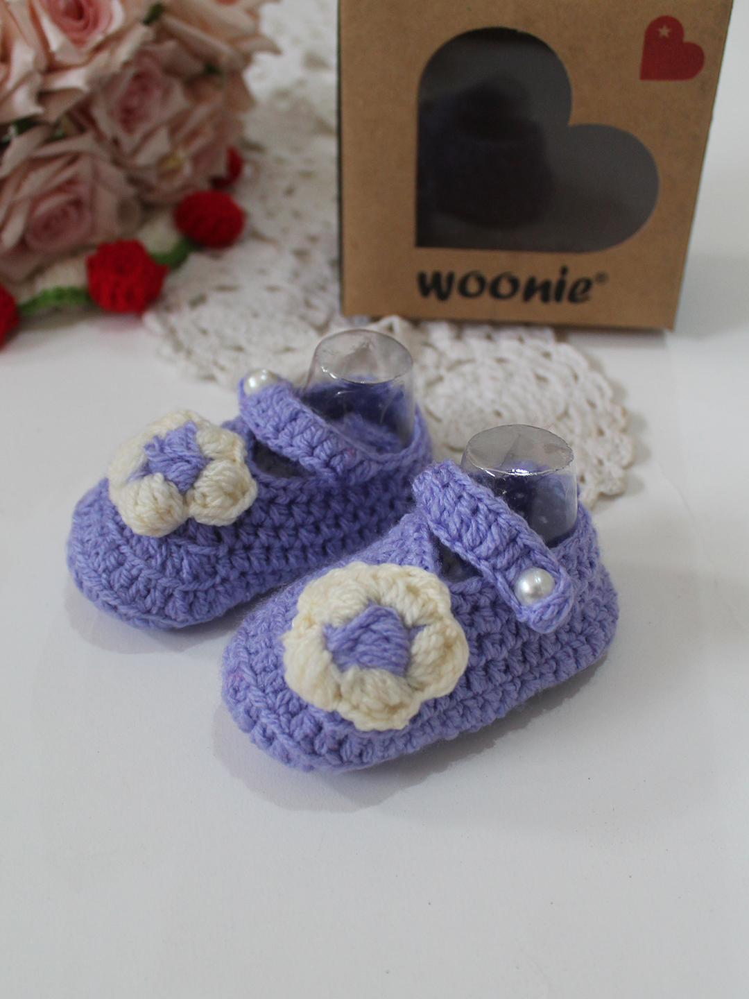 Woonie Handmade Crochet Floral Applique Detailed Booties - Purple