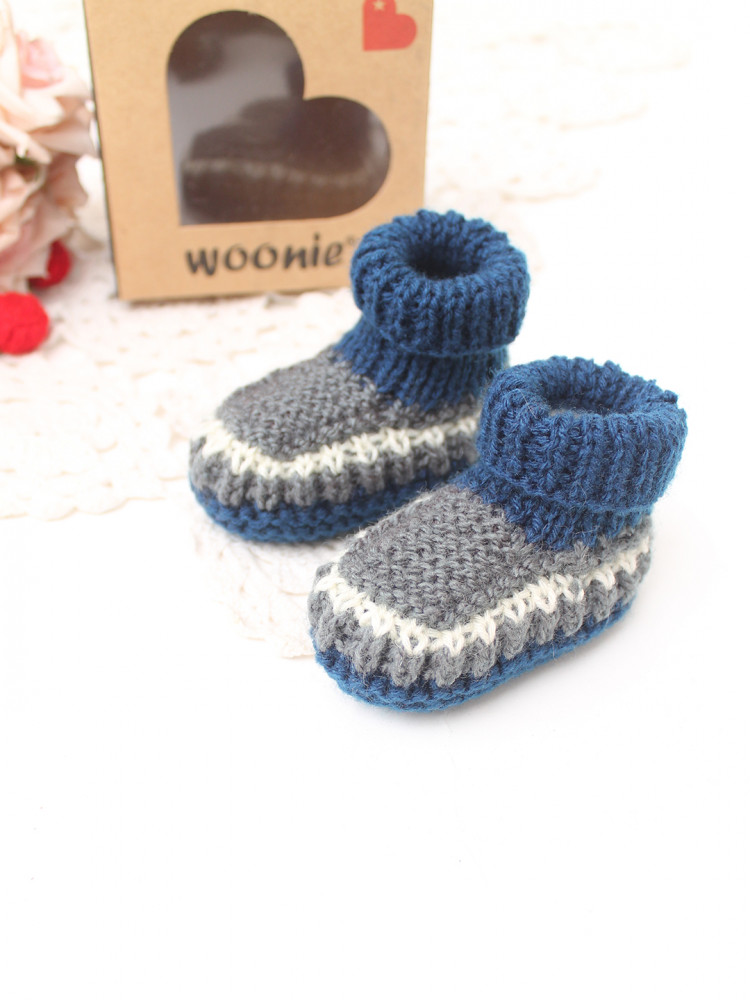 Image of Woonie Handmade Crochet Textured Booties - Blue