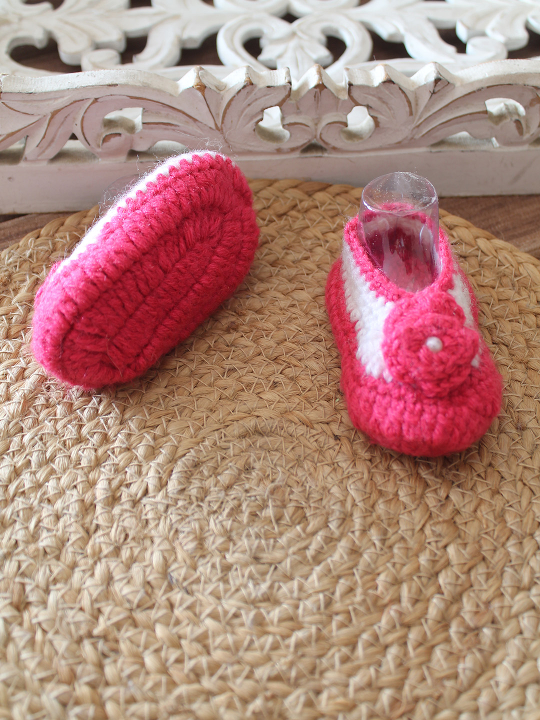 Woonie Crochet Floral Applique Booties - Pink
