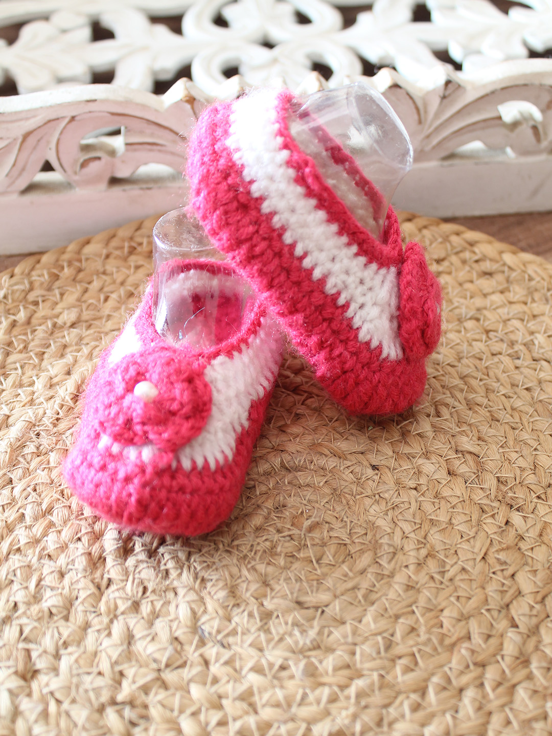 Woonie Crochet Floral Applique Booties - Pink