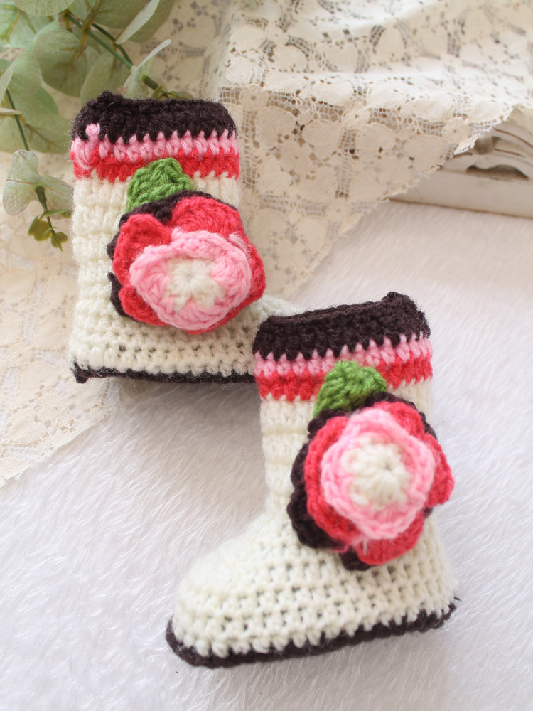 Image of Woonie Crochet Floral Applique Booties - Multicolor
