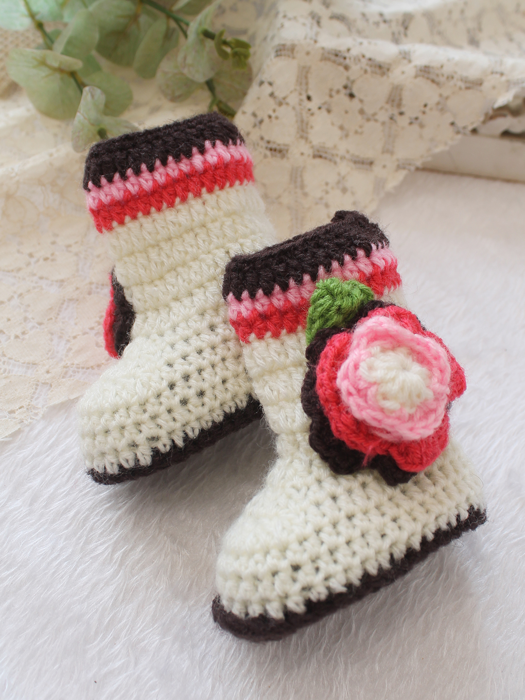 Woonie Crochet Floral Applique Booties - Multicolor
