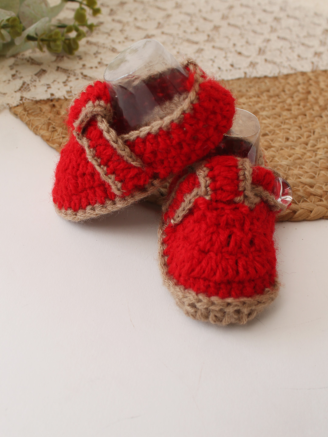 Woonie Crochet Self Design Booties - Red