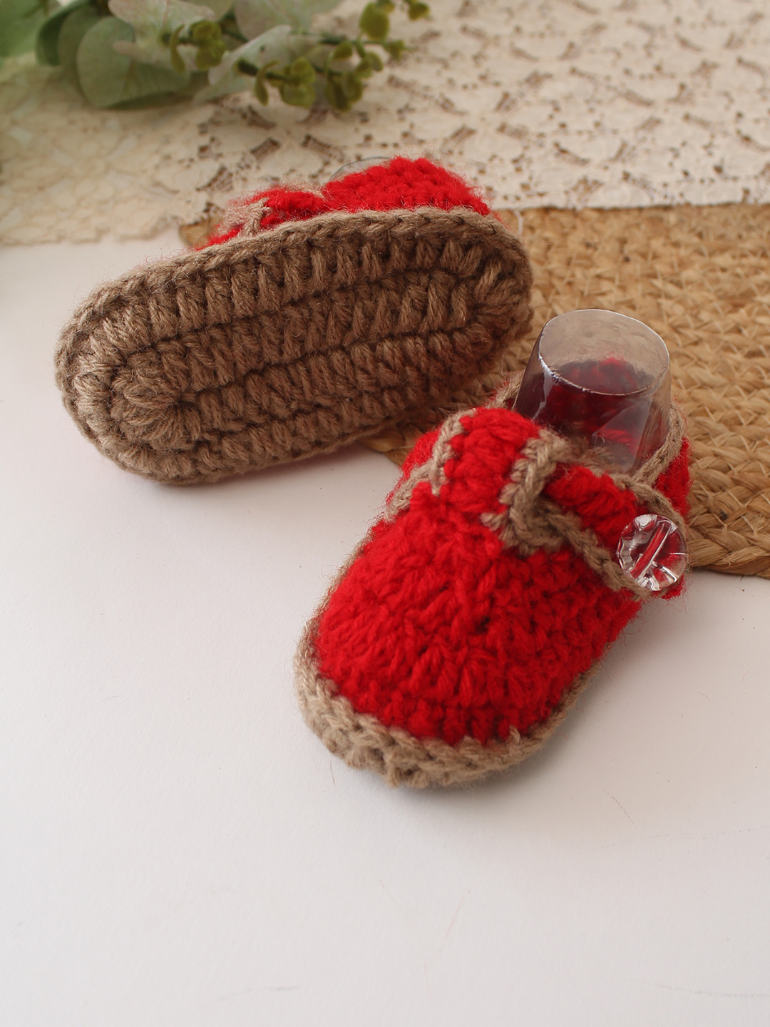 Woonie Crochet Self Design Booties - Red