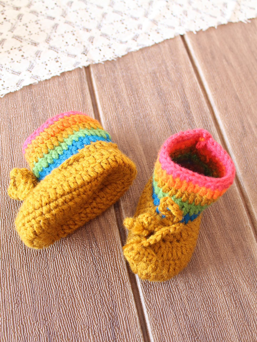 Woonie Crochet Self Design Booties - Multicolor