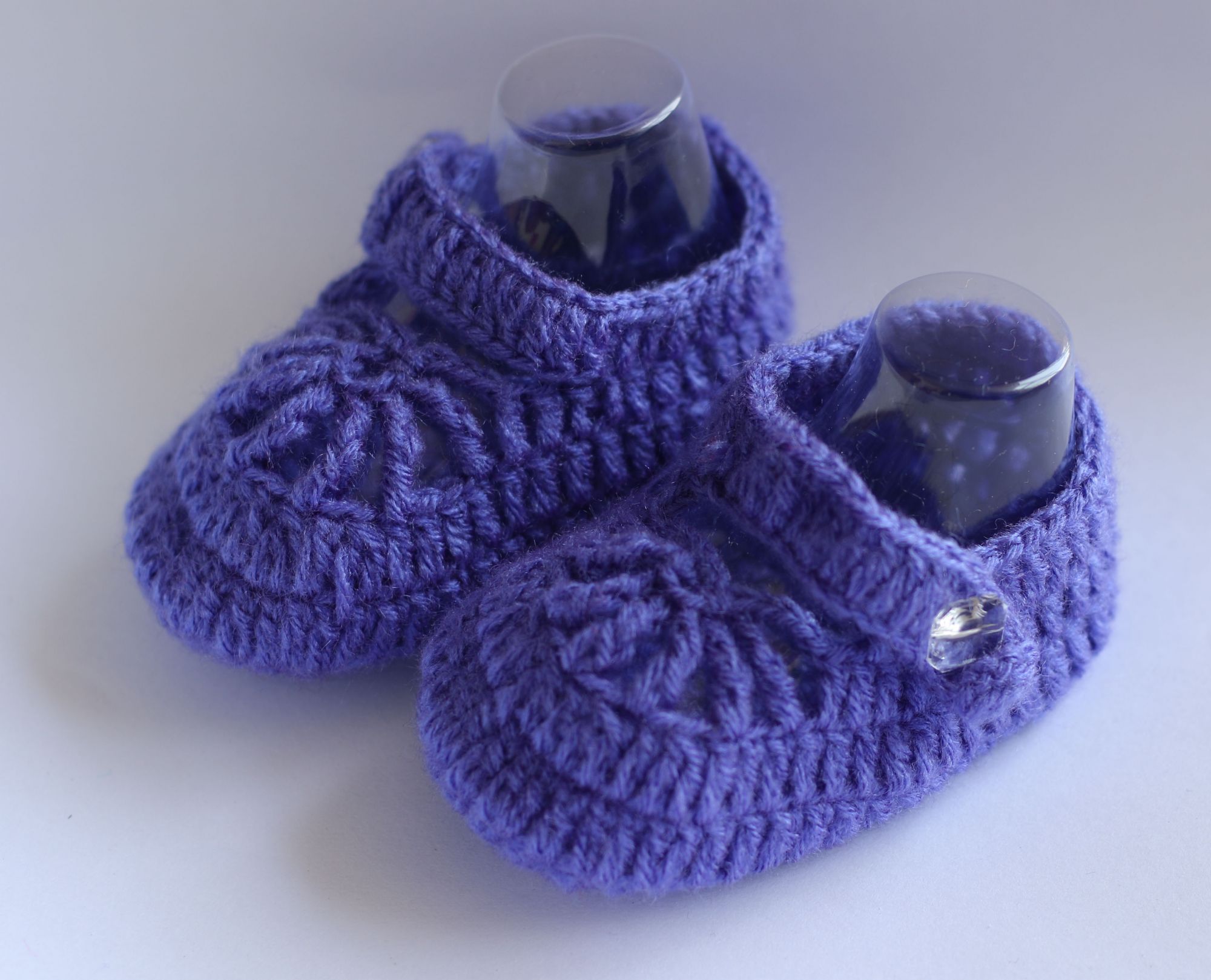 Woonie Purple Handmade Woolen Booties