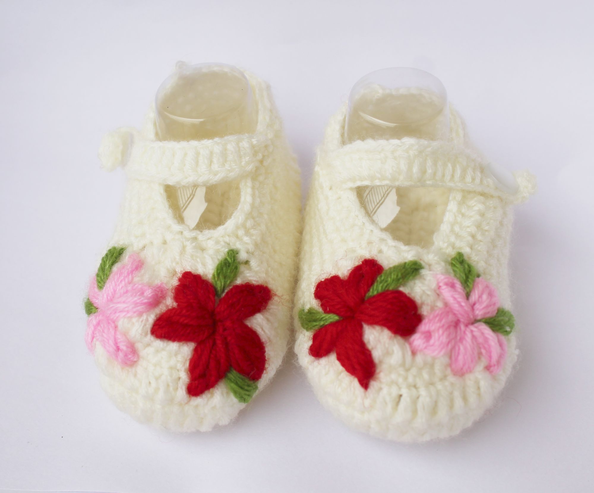 Woonie Floral Embroidered Handmade Woolen Booties