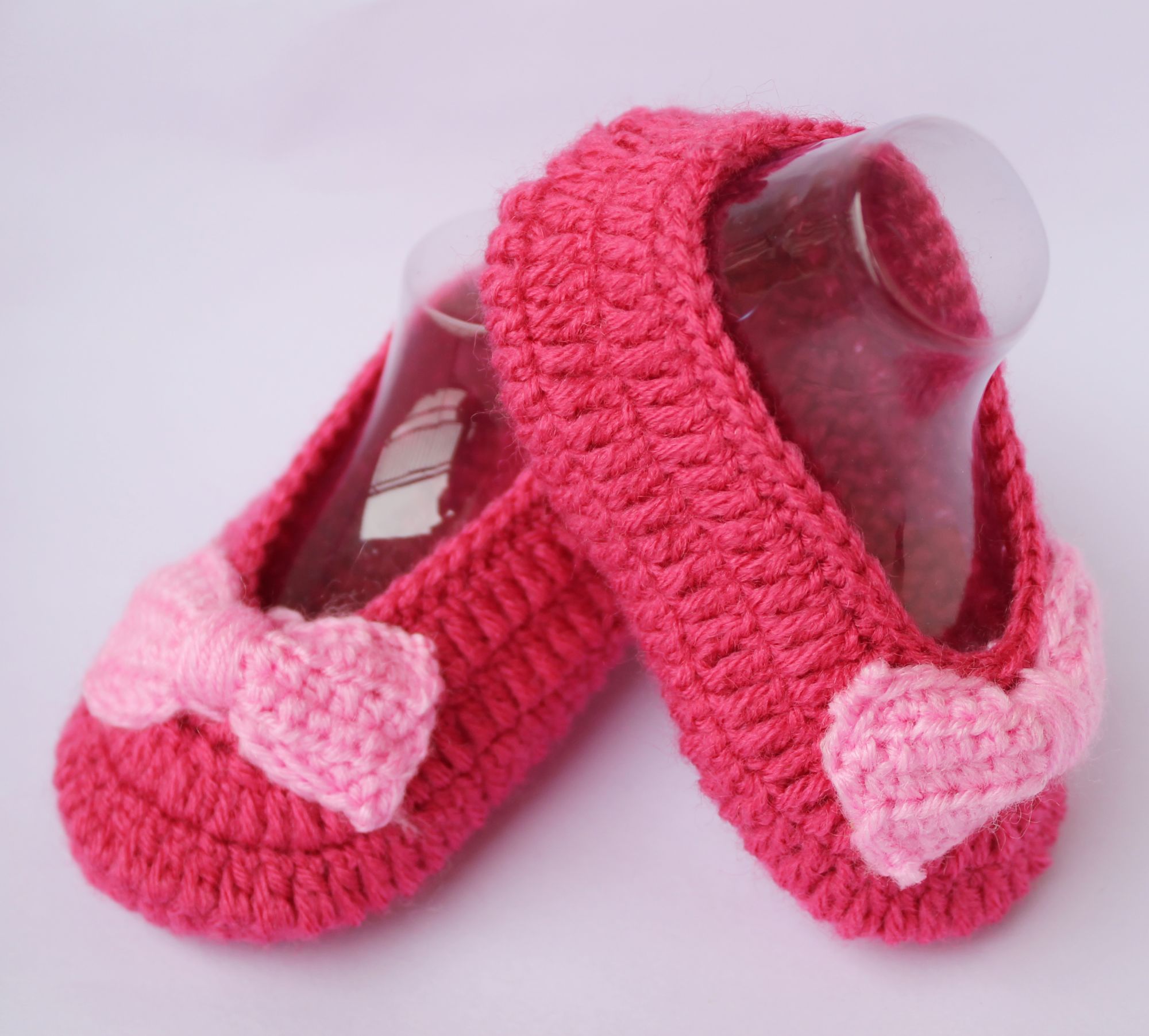 Woonie Pink Bow Handmade Woolen Booties