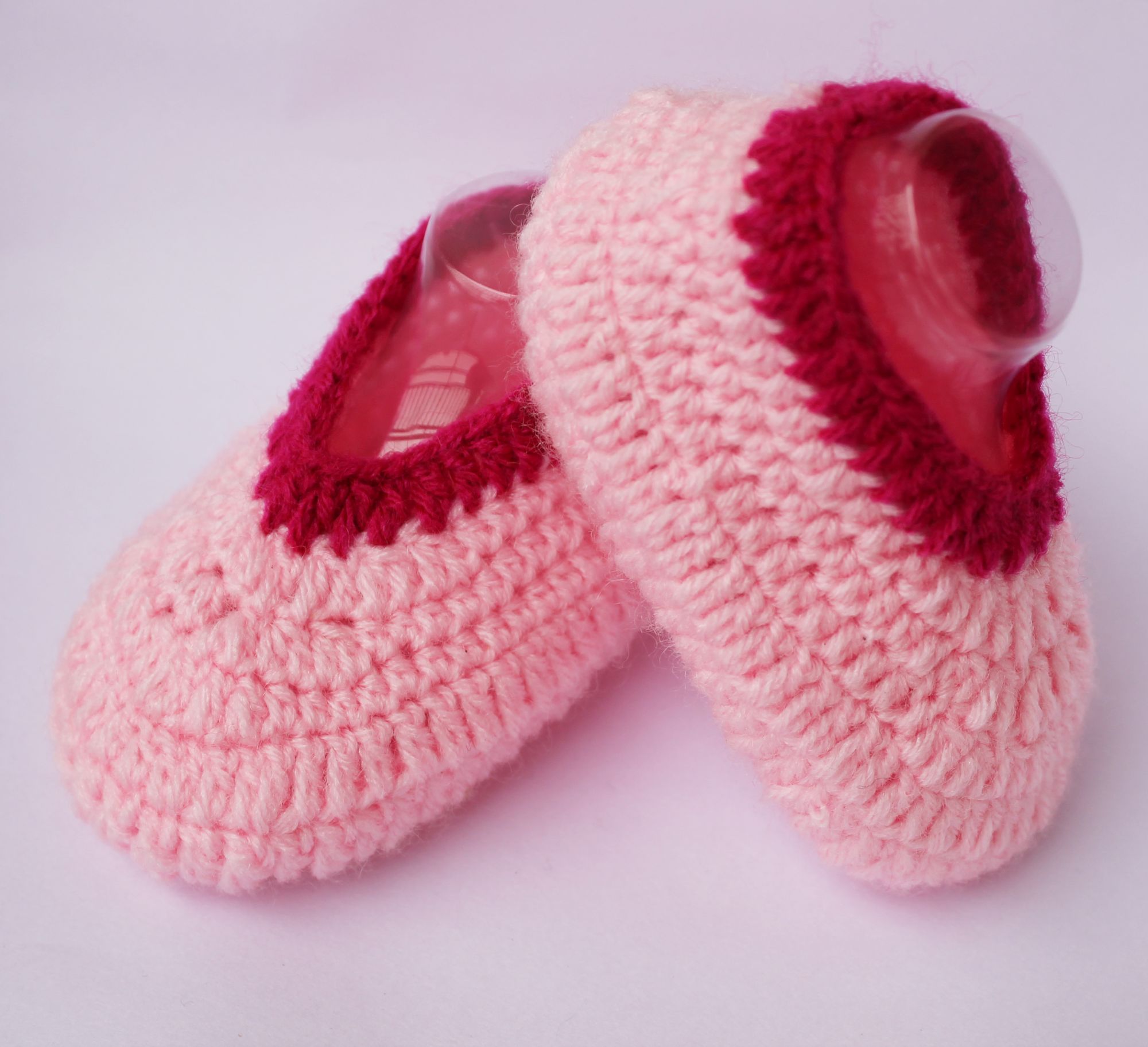 Woonie Peach Handmade Woolen Booties
