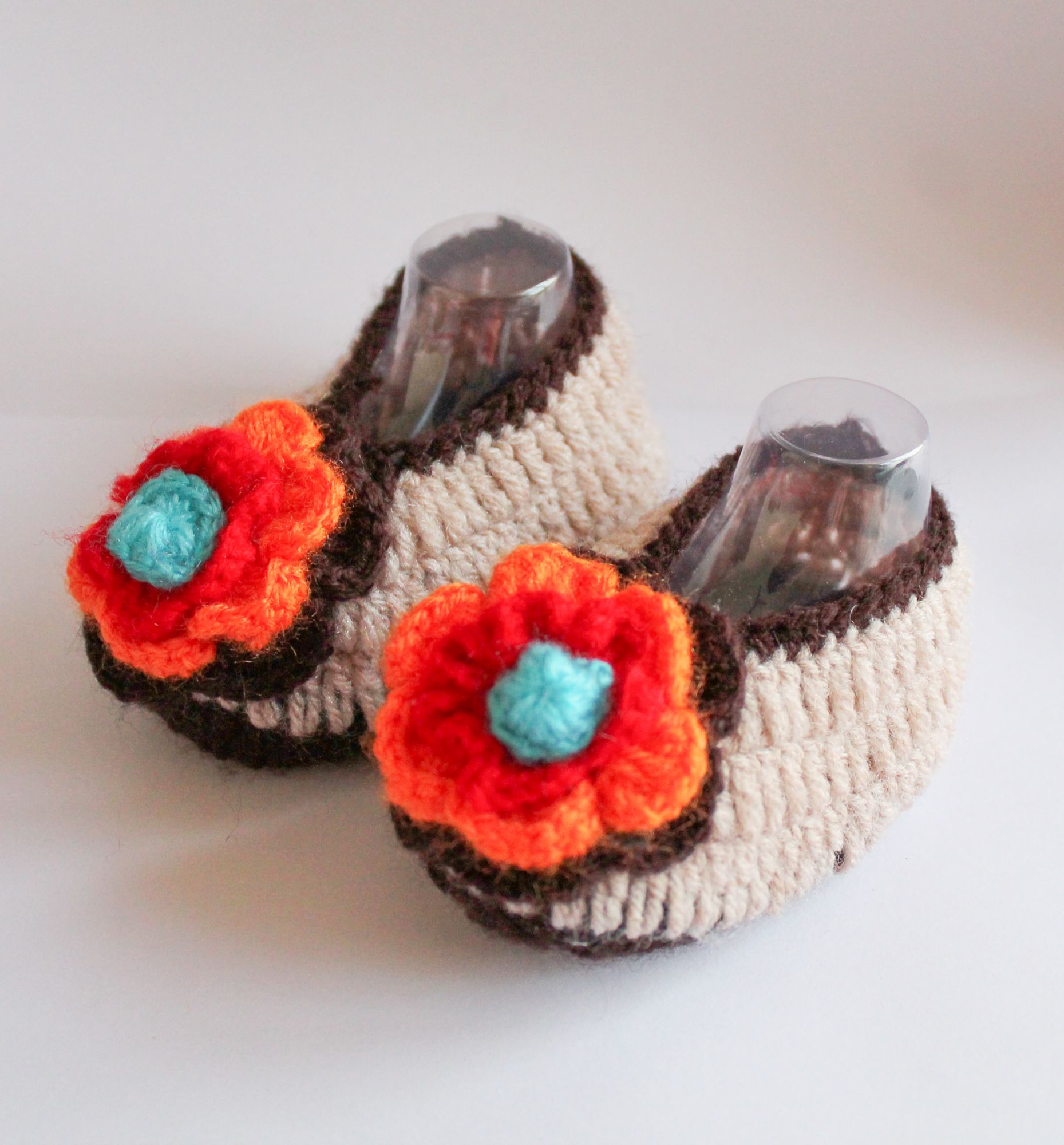 Woonie Brown Flower Applique Handmade Woolen Booties for Kids